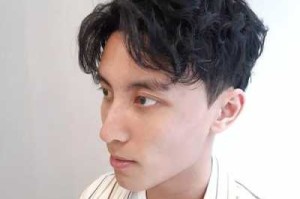 逗号发型怎么弄（逗号发型怎么弄好看）