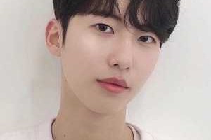 头发的男人适合什么发型（头发的男人适合什么发型图片）
