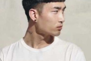 形容头发稀少的幽默词,头发少男生适合什么发型图片