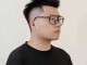 脸大头大的男生适合什么发型（脸大头大的男生适合什么发型图片）