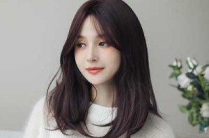 头发很硬适合留什么刘海,女生头发粗硬适合什么发型