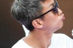 什么颜色头发好看男（50岁男人白发染什么色好）