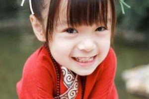 儿童哪吒头怎么扎步骤（短发儿童小哪吒头发怎么扎）