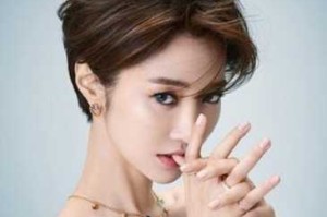 男士短发发型，后脑勺头发比较长，前面头发比较短,高俊熙短发怎么打理啊