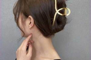 卡夹子的正确方法,抓卡怎么卡头发好看