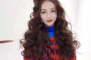 圆脸烫羊毛卷的效果,圆脸长发适合什么卷发女