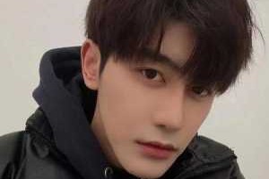 头又长又尖适合什么发型（头又长又尖适合什么发型男）