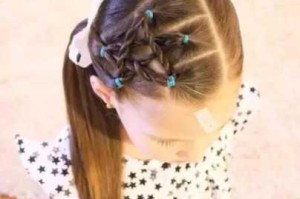 小孩辫子怎么扎好看（儿童辫子简单洋气扎法）