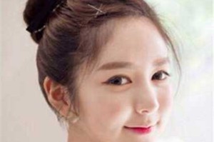 额头光怎么扎头发好看又简单,光额头怎么扎头发图片女