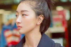 周冬雨发型怎么编（周冬雨寸发怎么剪）