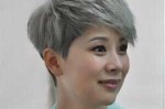 头发的颜色怎么调（两鬓白发怎么染好看）