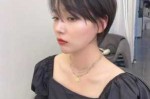 脸比较大的女生适合什么发型（圆脸塌鼻子苹果肌有些大适合什么发型）