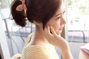 40多岁的女人留什么发型好看（40多岁了，马尾辫多长最好看）
