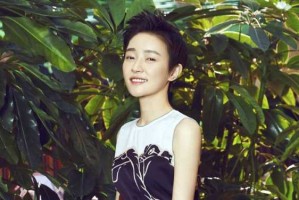 焦俊艳的发型叫什么（焦俊艳什么时候剪的头发）