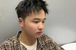 额头凸发际线高适合什么发型,发际线比较高适合什么发型男生