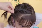 短发小女孩怎么扎头发（短发小女孩怎么扎头发简单好看）