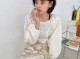 短发怎么配衣服时尚（短发怎么配衣服时尚女）