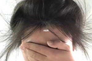头发炸毛碎发怎么办（头发炸毛碎发怎么办女生）