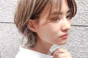 短发老是往外翘怎么办（短发老是往外翘怎么办女生）