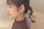 怎么把辫子弯往上翘（怎样把辫子弄弯）