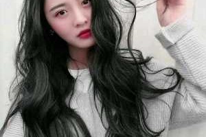 女生该染什么颜色好看（自然黑的头发好看，还是染发好看）