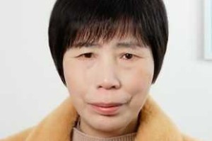 老人剪什么短发图片（78岁女性老人留短发啥发型好看）