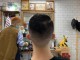 男生怎么给自己剪头发（男生怎么自己给自己剪头发我也想去理发店啊问）