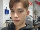 男生染发什么颜色显白（男生染发什么颜色显白显年轻）