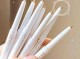 遮瑕笔是什么（遮瑕笔是干什么的，眉粉和卷眉笔还有唇线笔和蜜粉饼是干什么的）