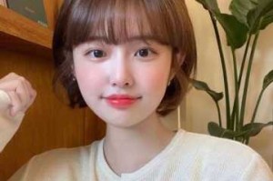 头发太短怎么弄发型（头发太短怎么弄发型好看）