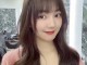 大脸留什么刘海好看（四十岁女人脸大适合什么刘海）