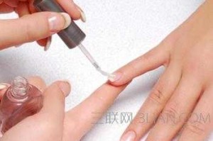 指甲油变稠了怎么办（指甲油变稠了，怎么办）
