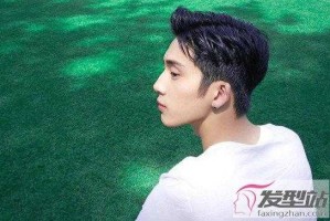 菱形头型适合什么发型（菱形头型适合什么发型男）