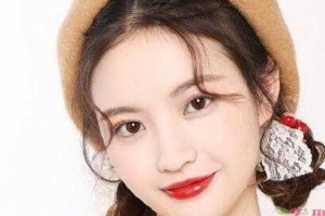 中分怎么戴帽子（两边刘海不想要了怎么弄上去）