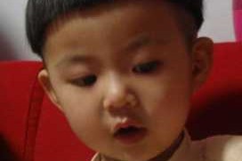 西瓜头两边怎么剪（什么脸型男宝适合理西瓜头）