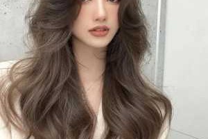 30岁的女人染什么颜色头发好看（30岁染什么颜色好看）