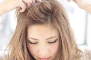 前面的头发怎么扎（头前有旋，怎么剪刘海）