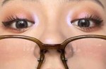 戴眼镜画什么妆（摘掉眼镜怎么化妆）