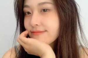 怎么咋美女（女朋友问是怎样一个美女呀怎么回答）