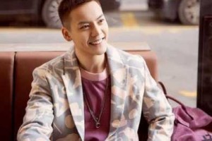 高中男生适合什么发型（17岁高中生寸头剪毛寸还是圆寸好看）