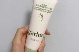 什么样的护手霜好（对于经常泡在水里的手、什么样的护手霜好？因）