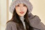 冬季什么颜色的帽子比较百搭,冬天戴什么帽子好看女