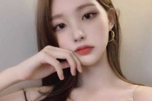中分长发适合什么颜色（中分长发适合什么颜色的衣服）