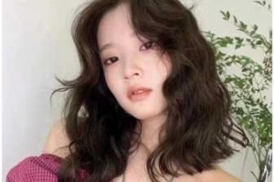 女学生适合烫什么发型（女学生适合烫什么发型好看）