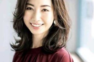 40到50岁适合什么发型,女人过四十留什么发型好看