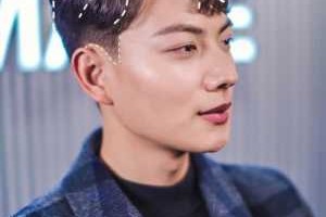 二八分适合什么脸型男（二八分适合什么脸型男生）