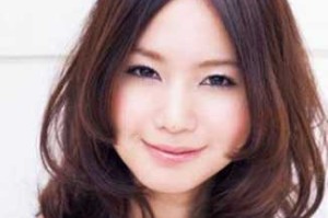 什么样的发型适合正三角形脸,正三角形脸型适合什么发型女