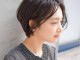 脸小的女人适合什么发型（50岁脸小的女士留什么发型）