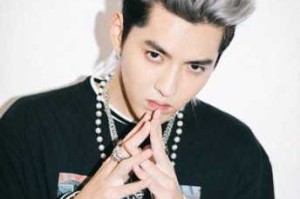 吴亦凡最新发型怎么抓（吴亦凡的发型怎么弄）
