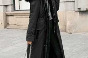 女人穿什么颜色显年轻（40岁穿黑色派克服好看吗）